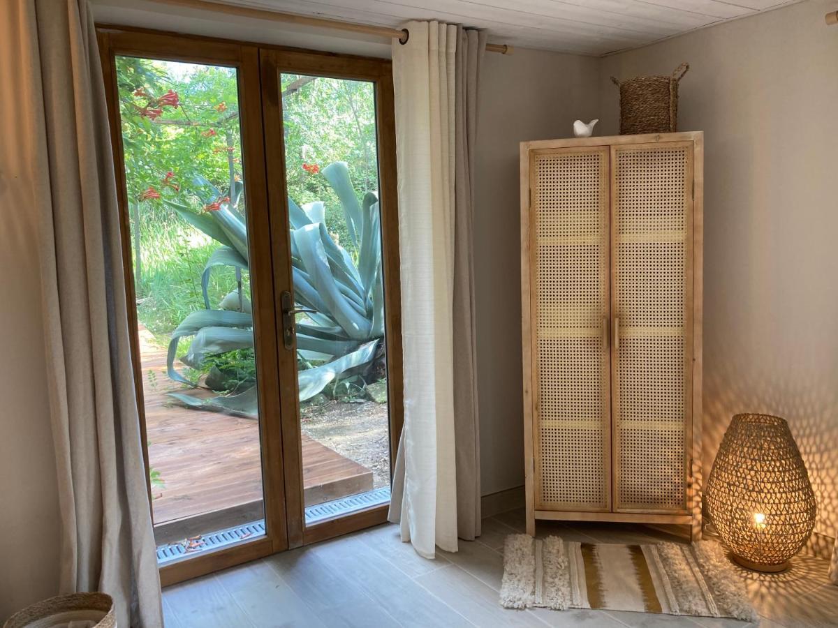 Bed and Breakfast Nuitees Bohemes Gajan  Екстер'єр фото