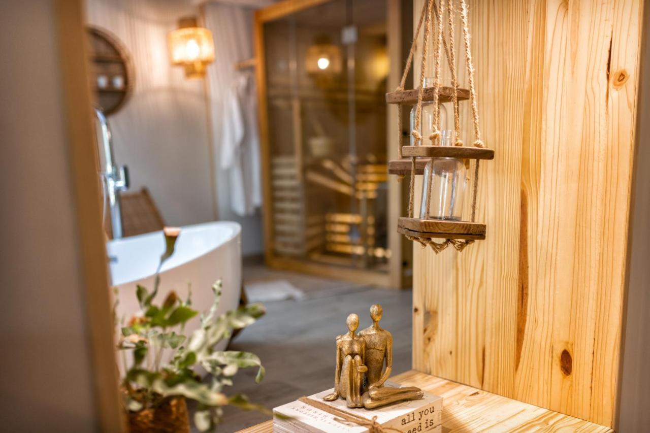 Bed and Breakfast Nuitees Bohemes Gajan  Екстер'єр фото