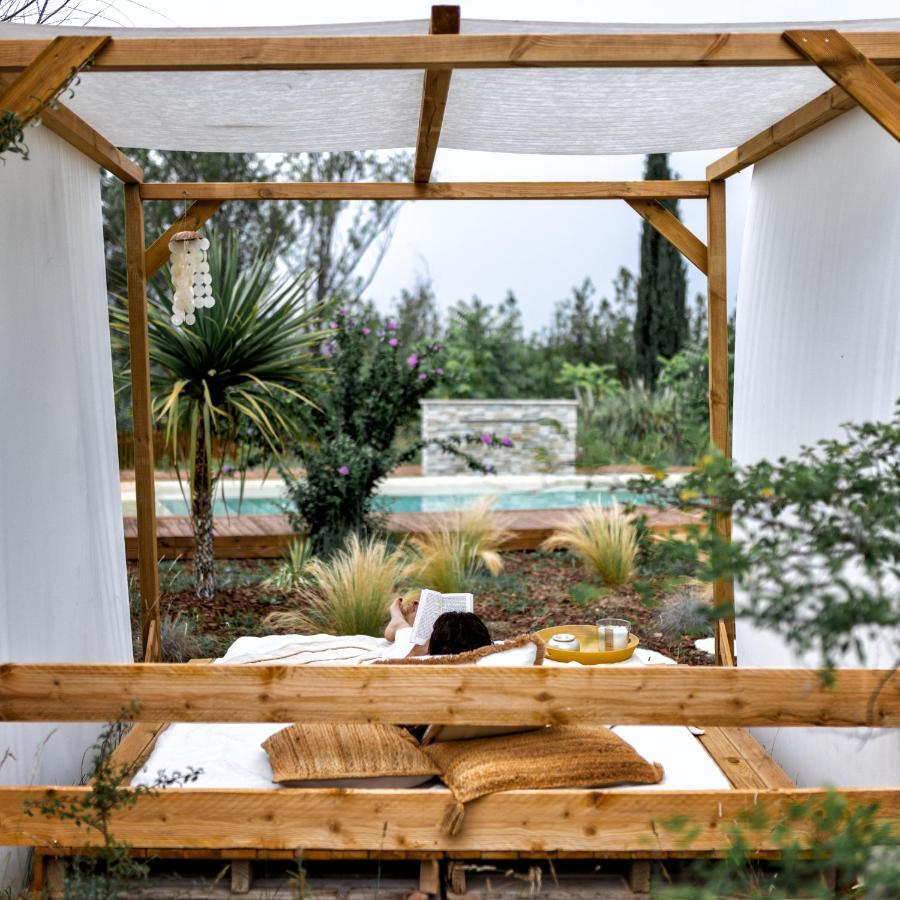 Bed and Breakfast Nuitees Bohemes Gajan  Екстер'єр фото