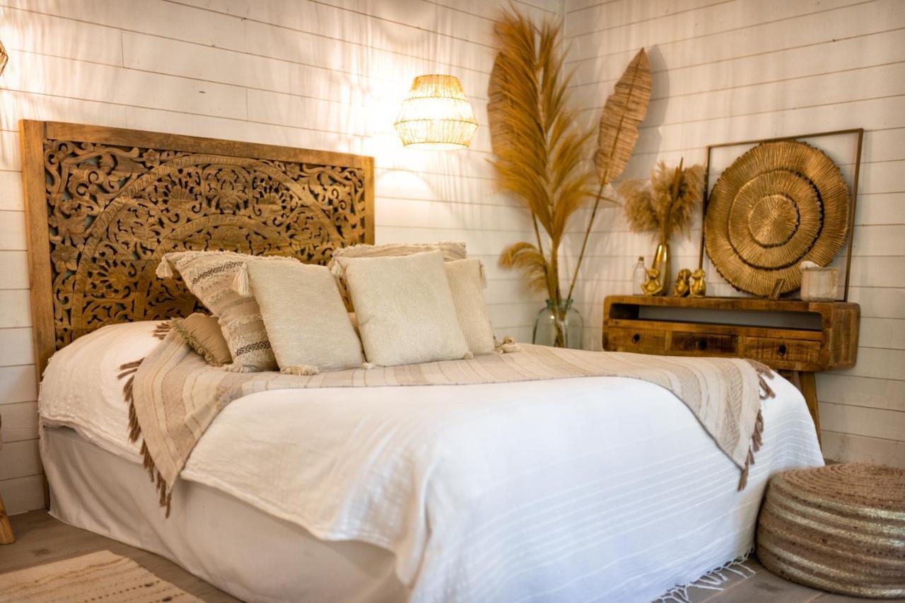 Bed and Breakfast Nuitees Bohemes Gajan  Екстер'єр фото